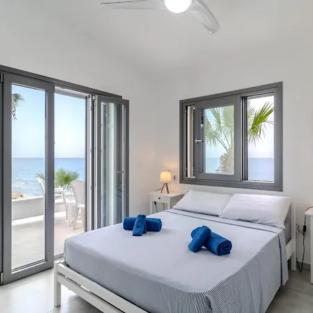 Beachfront Meneou Blu 2 Bedrooms Beach House Meneou